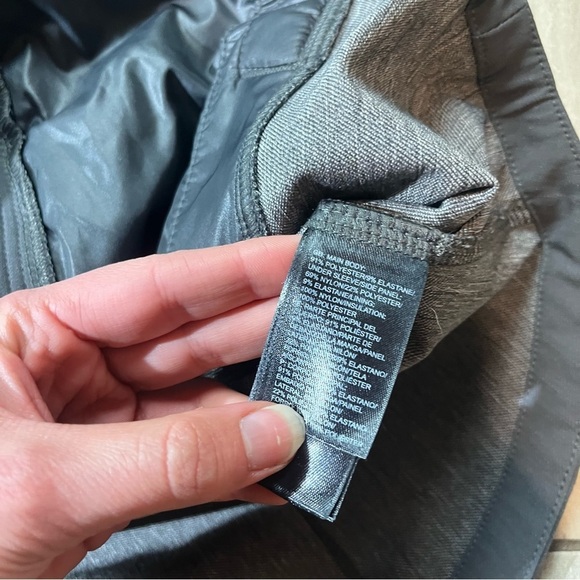 The North Face Pseudio Womens Full Zip Hooded Jacket in Grey and Black Size XS - Picture 4 of 6